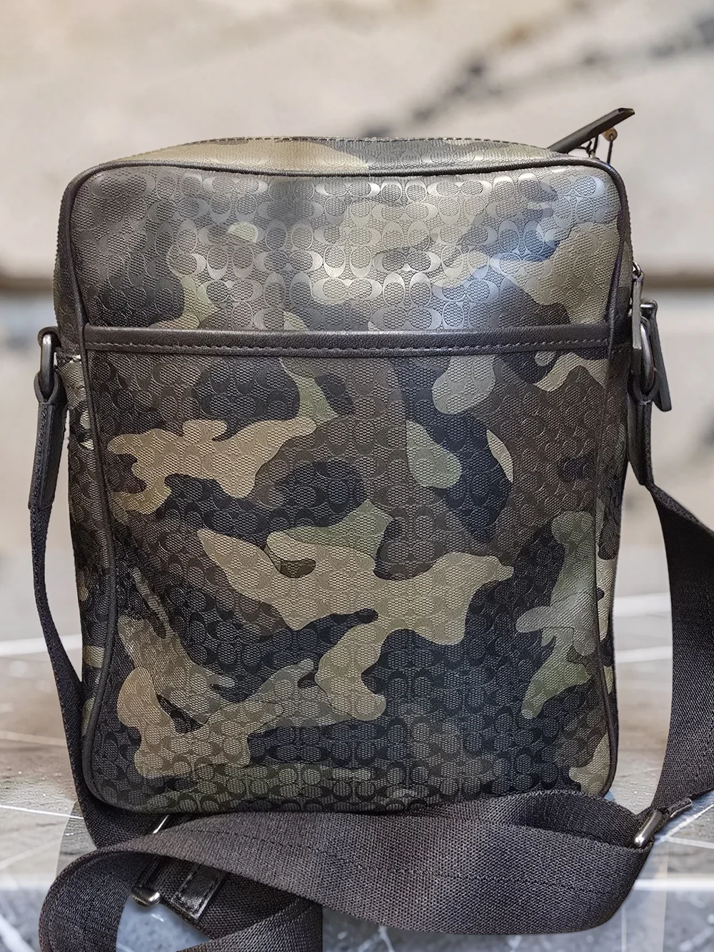 Coach stunning piece